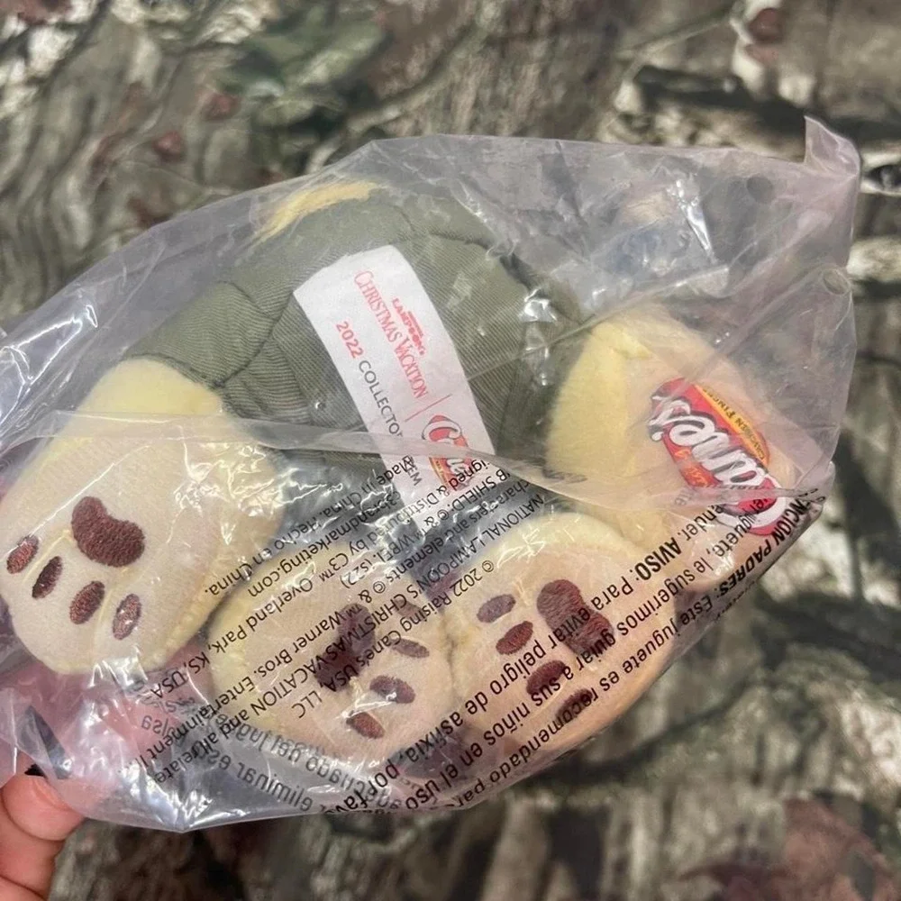 Canes 2022 National Lampoon Christmas Vacation Clark Griswold Plush